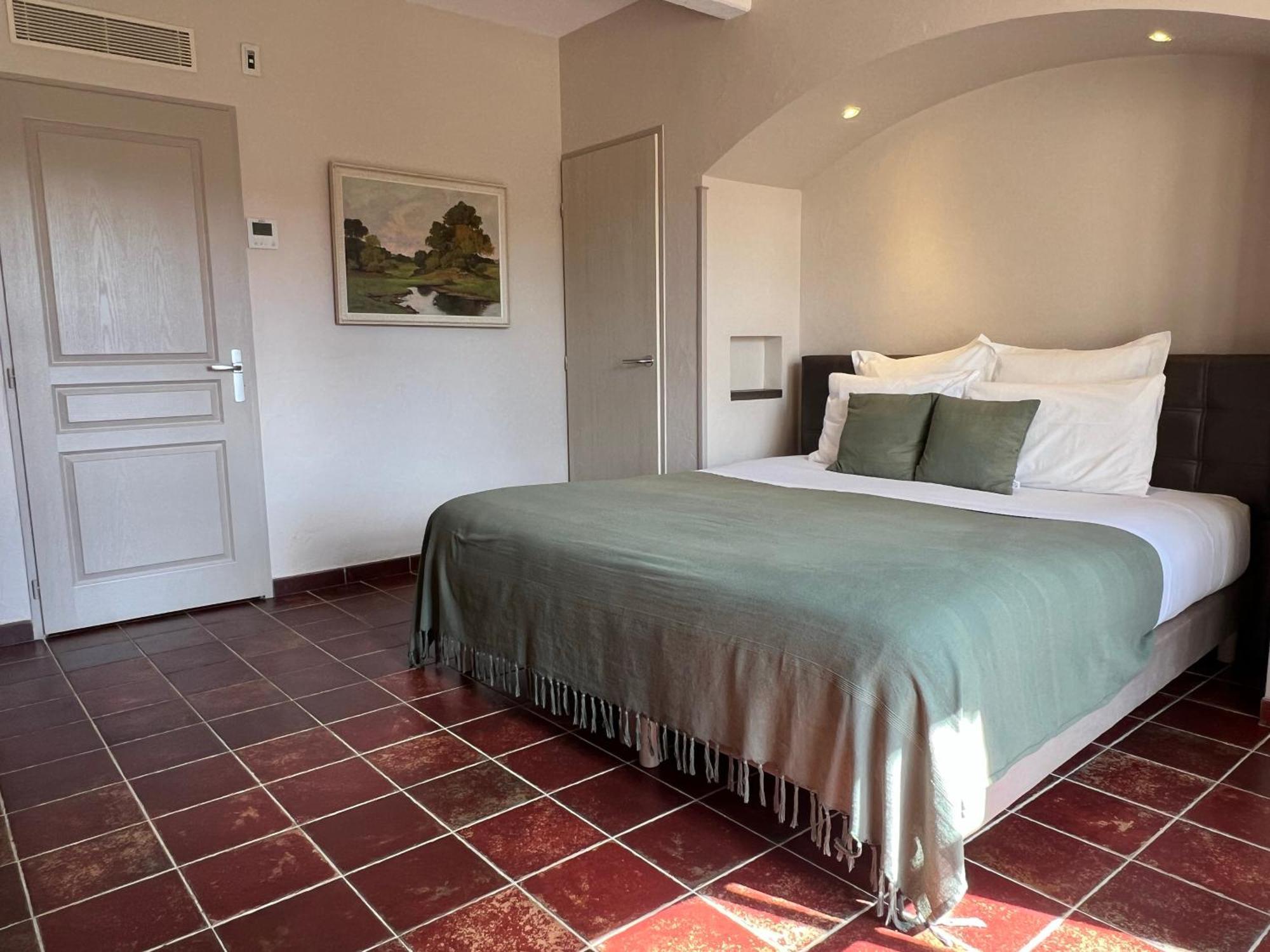 Hotel Restaurant La Bergerie Aragon